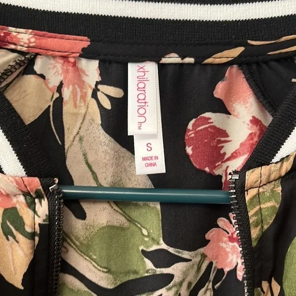 FLORAL Light Jacket - Picture 2 of 3